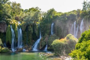Ontdek de Kravica-watervallen in Bosnië