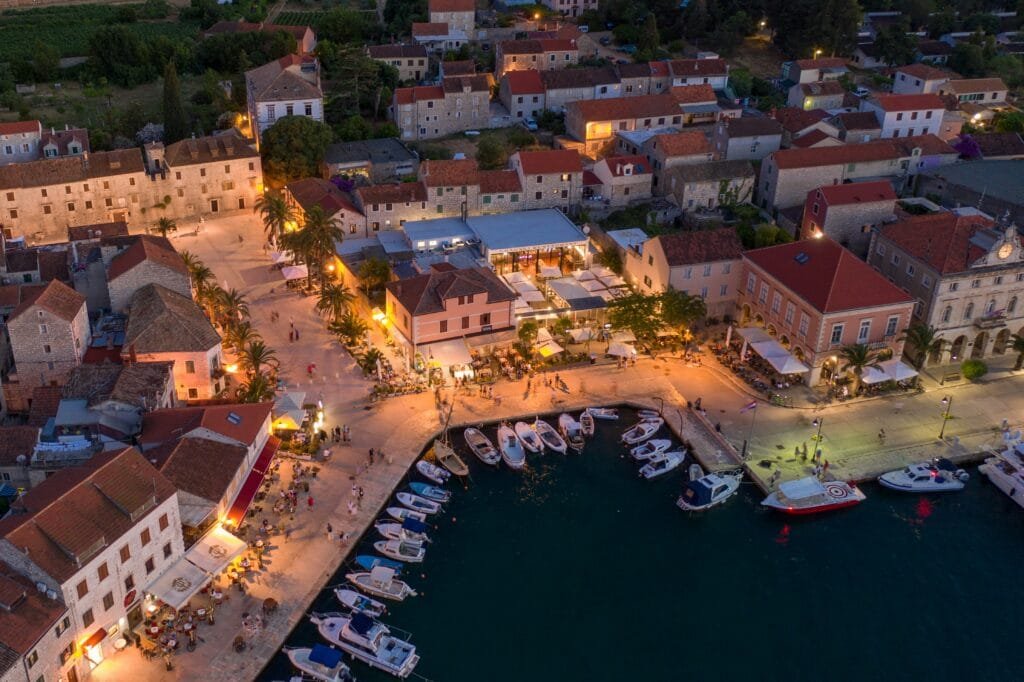 stari grad stari grad